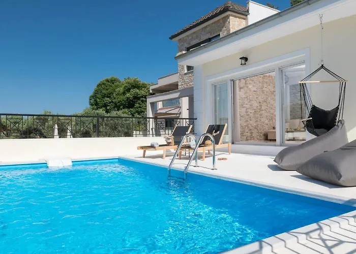 Arsenoi's Pool Villa Szkála Potamiász